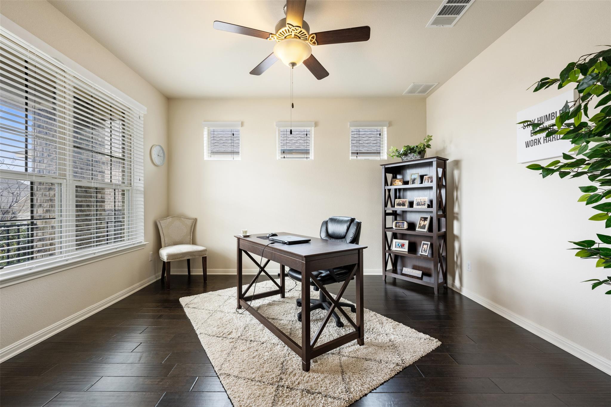 2844 Coral Valley DR