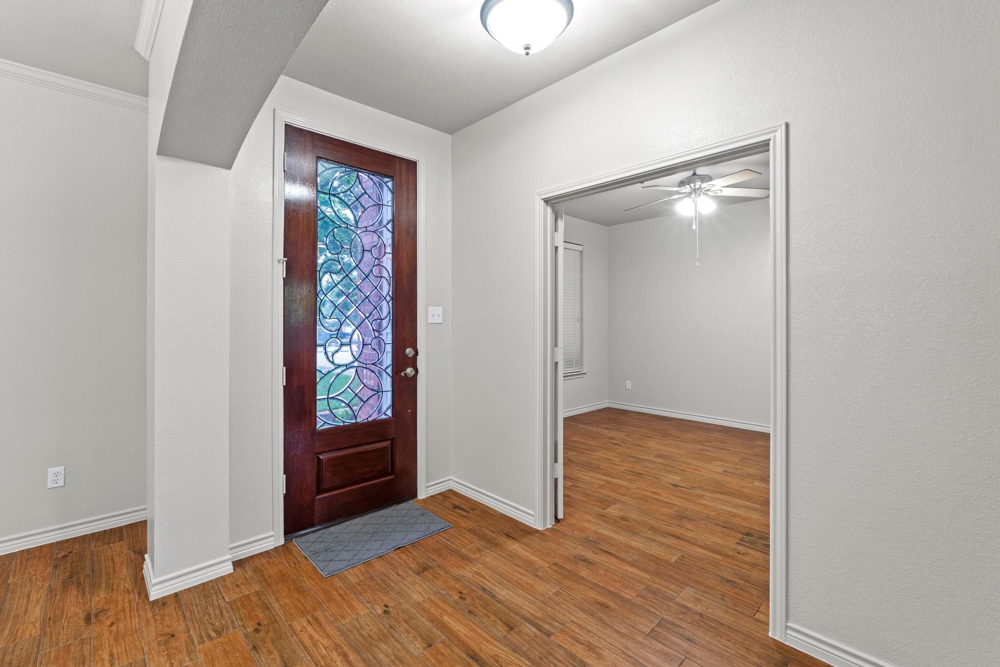 1532 Homewood CIR