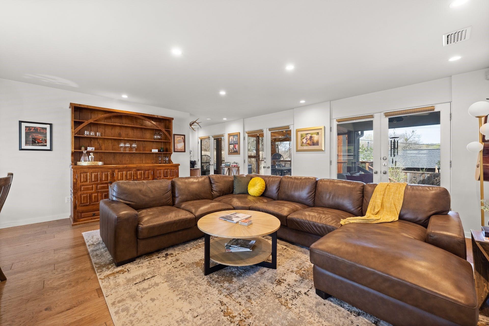 2703 Oak Park DR