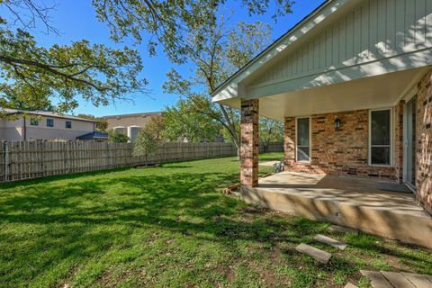 Tiny photo for 4805 Midoak CIR, Austin, TX 78749 (MLS # 8349431)