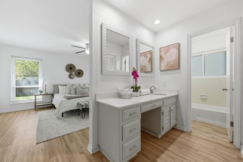 Tiny photo for 4805 Midoak CIR, Austin, TX 78749 (MLS # 8349431)