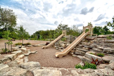 Tiny photo for 4805 Midoak CIR, Austin, TX 78749 (MLS # 8349431)