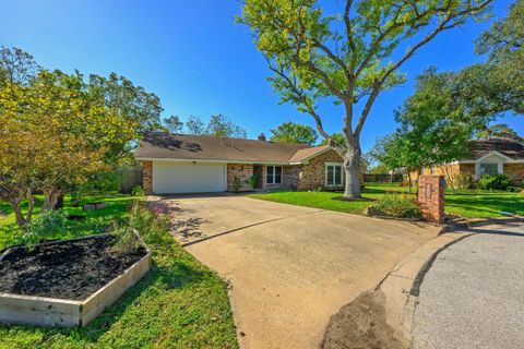 Tiny photo for 4805 Midoak CIR, Austin, TX 78749 (MLS # 8349431)