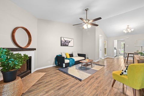 Tiny photo for 1601 Faro DR #1404, Austin, TX 78741 (MLS # 1637339)