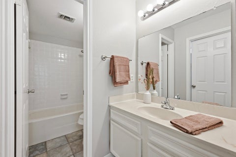 Tiny photo for 1601 Faro DR #1404, Austin, TX 78741 (MLS # 1637339)