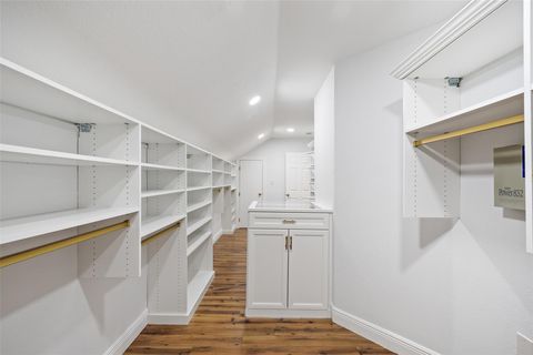 Tiny photo for 402 Luna Vista DR, Austin, TX 78738 (MLS # 4871231)