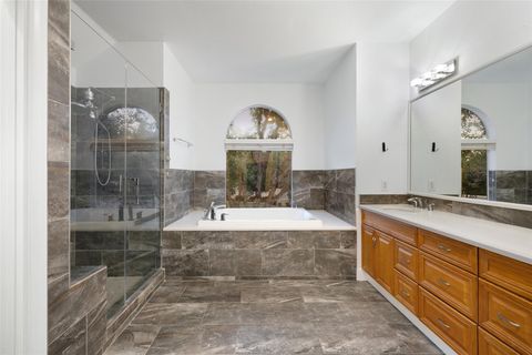 Tiny photo for 402 Luna Vista DR, Austin, TX 78738 (MLS # 4871231)