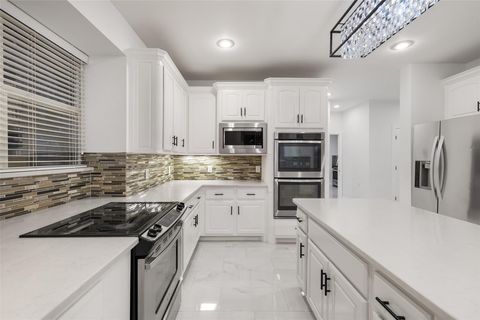 Tiny photo for 402 Luna Vista DR, Austin, TX 78738 (MLS # 4871231)