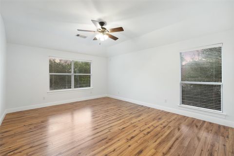 Tiny photo for 402 Luna Vista DR, Austin, TX 78738 (MLS # 4871231)