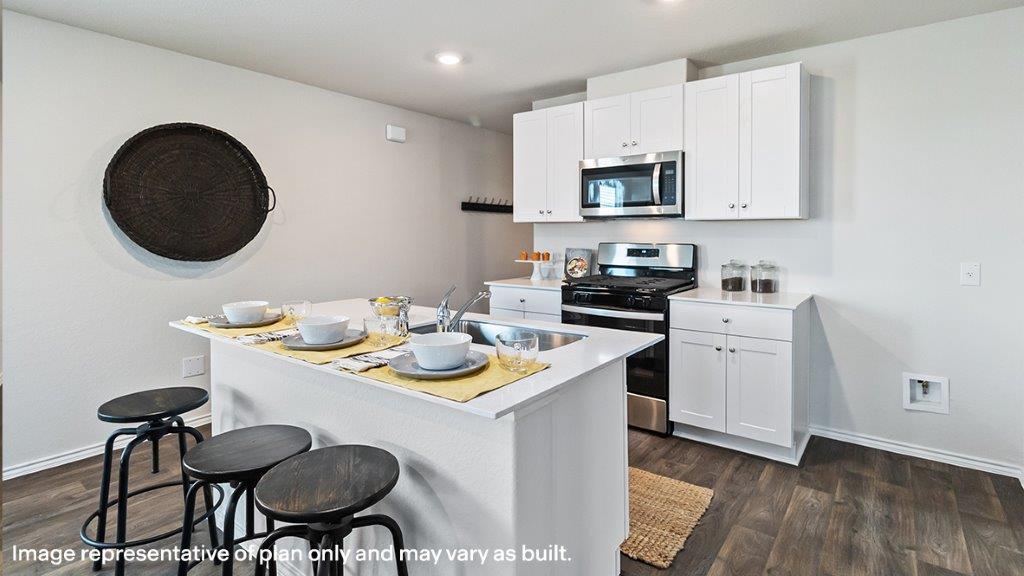 7402 Salmon Creek RD