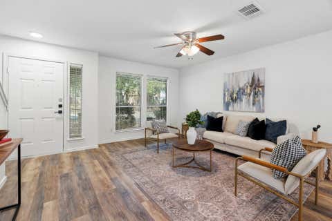 Tiny photo for 2301 Melissa Oaks LN, Austin, TX 78744 (MLS # 7999398)