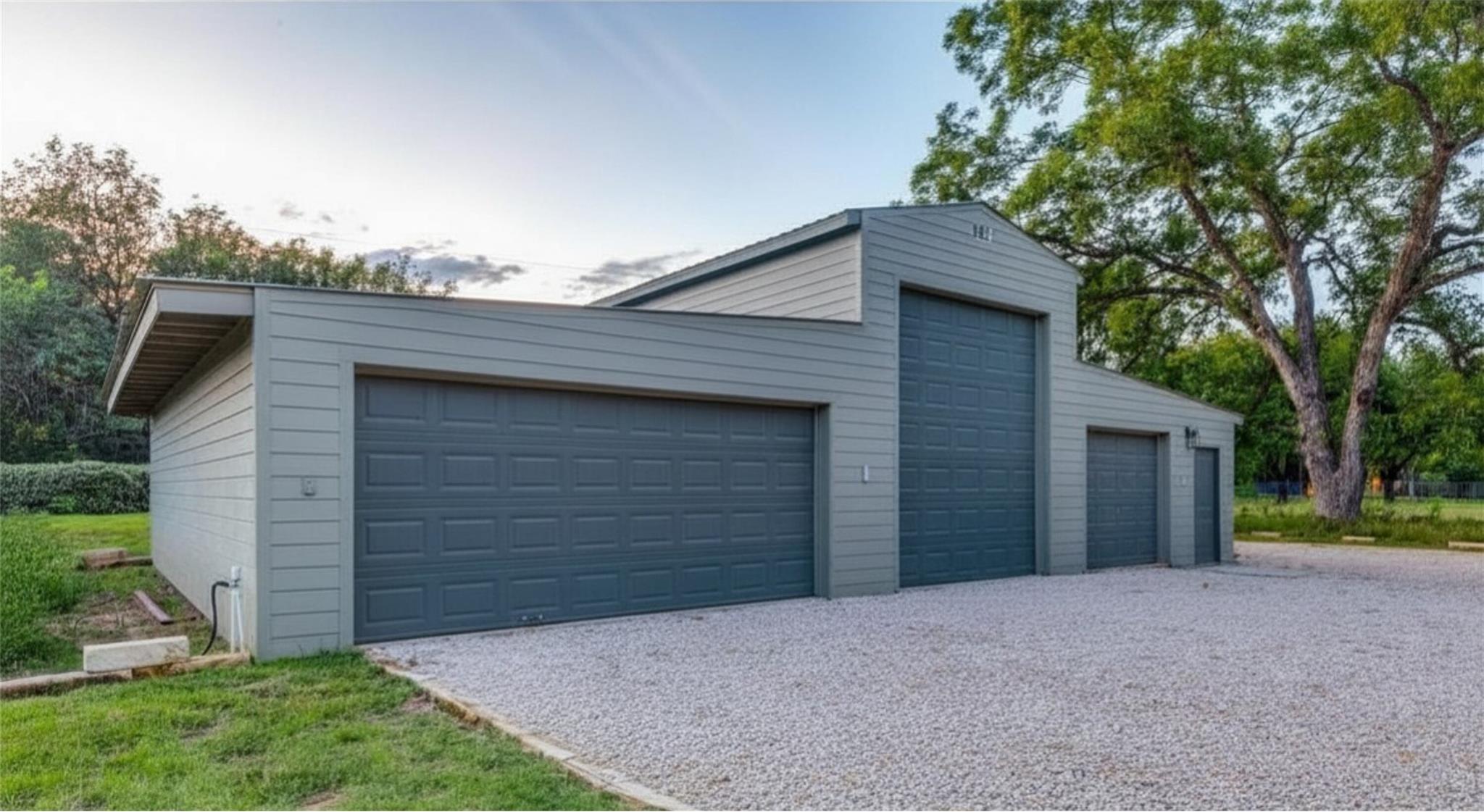 303 Lago Verde RD