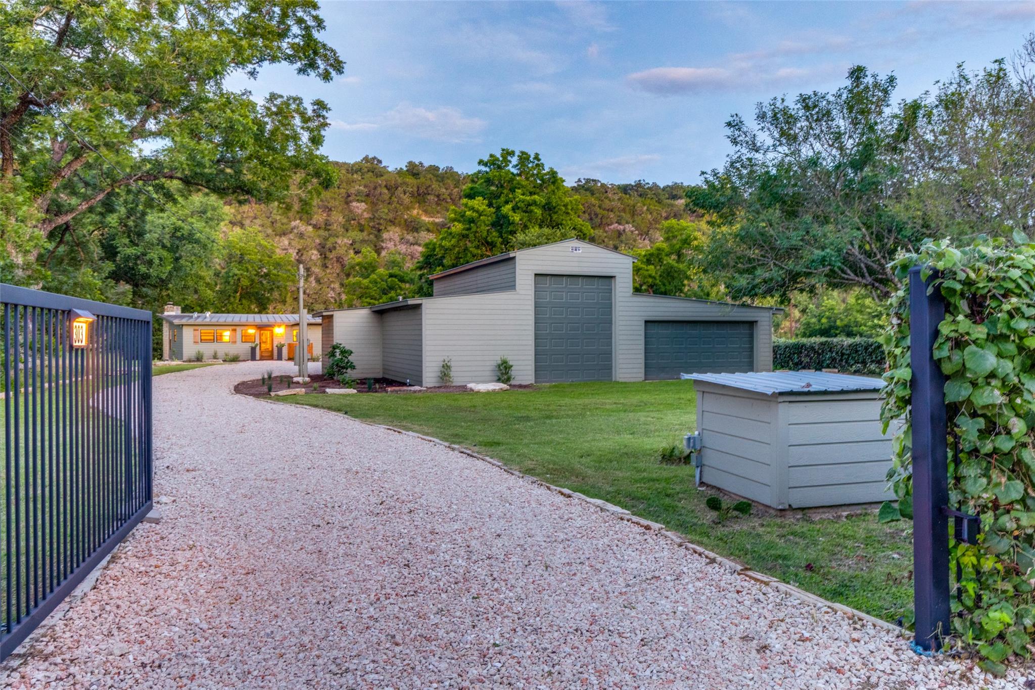 303 Lago Verde RD