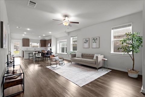 Photo of 321 Buffalo View LN, Georgetown, TX 78628 (MLS # 3721871)