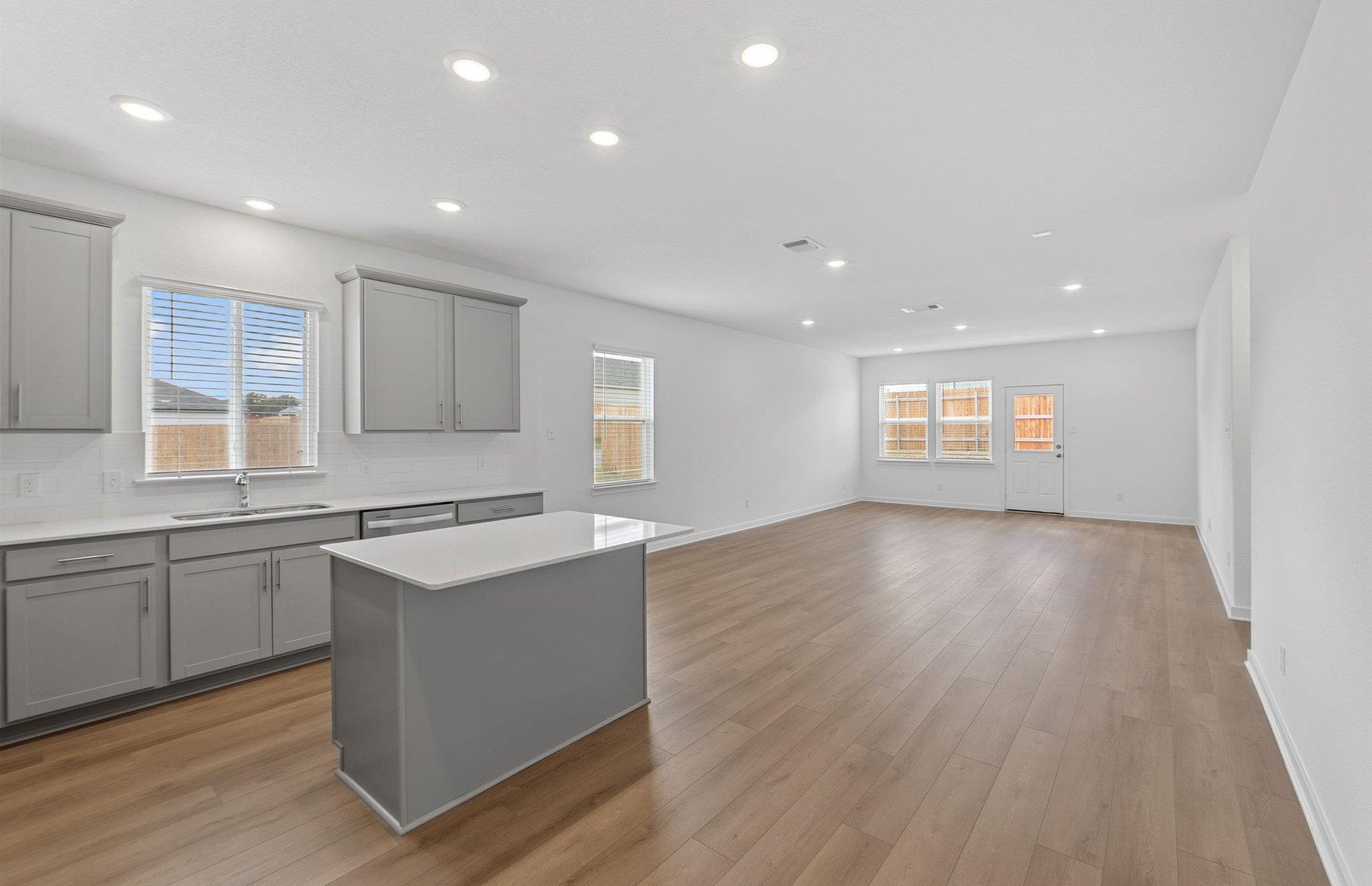 1103 Bandera CT