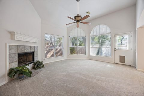 Tiny photo for 6 Muirfield Greens CV, Lakeway, TX 78738 (MLS # 8942401)