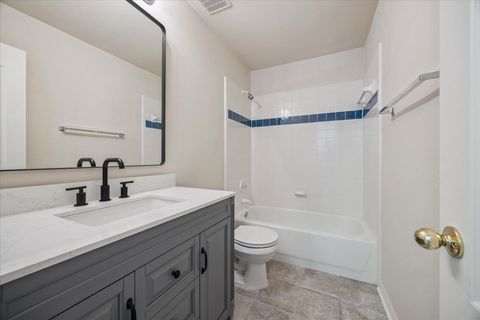 Tiny photo for 6 Muirfield Greens CV, Lakeway, TX 78738 (MLS # 8942401)