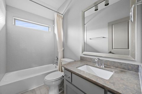 Tiny photo for 8108 Turning Leaf CIR, Lago Vista, TX 78645 (MLS # 6938782)