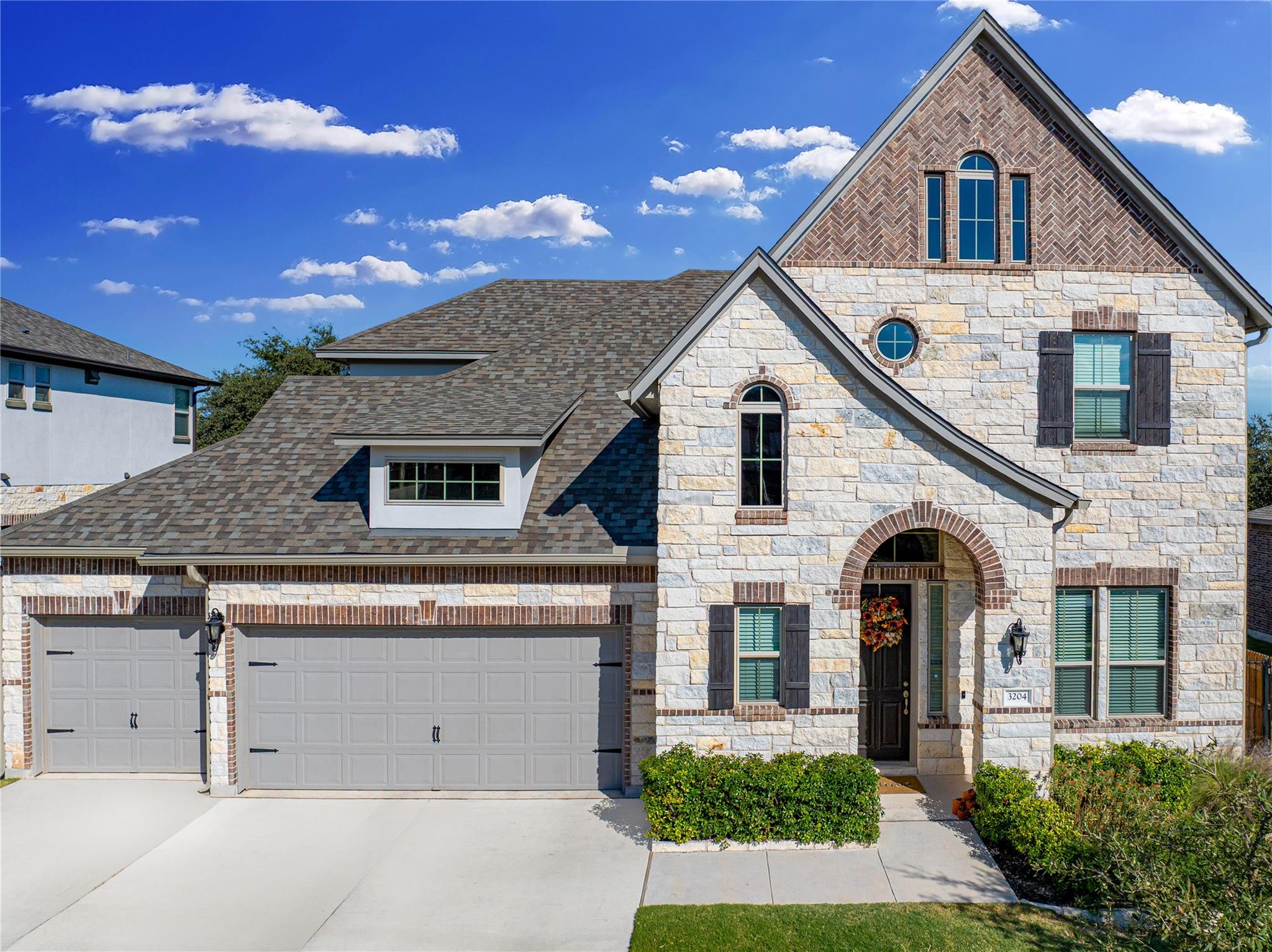 3204 Scenic Valley DR