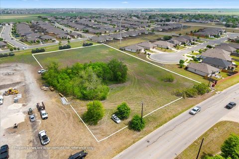 101 Mager LN Hutto TX 78634