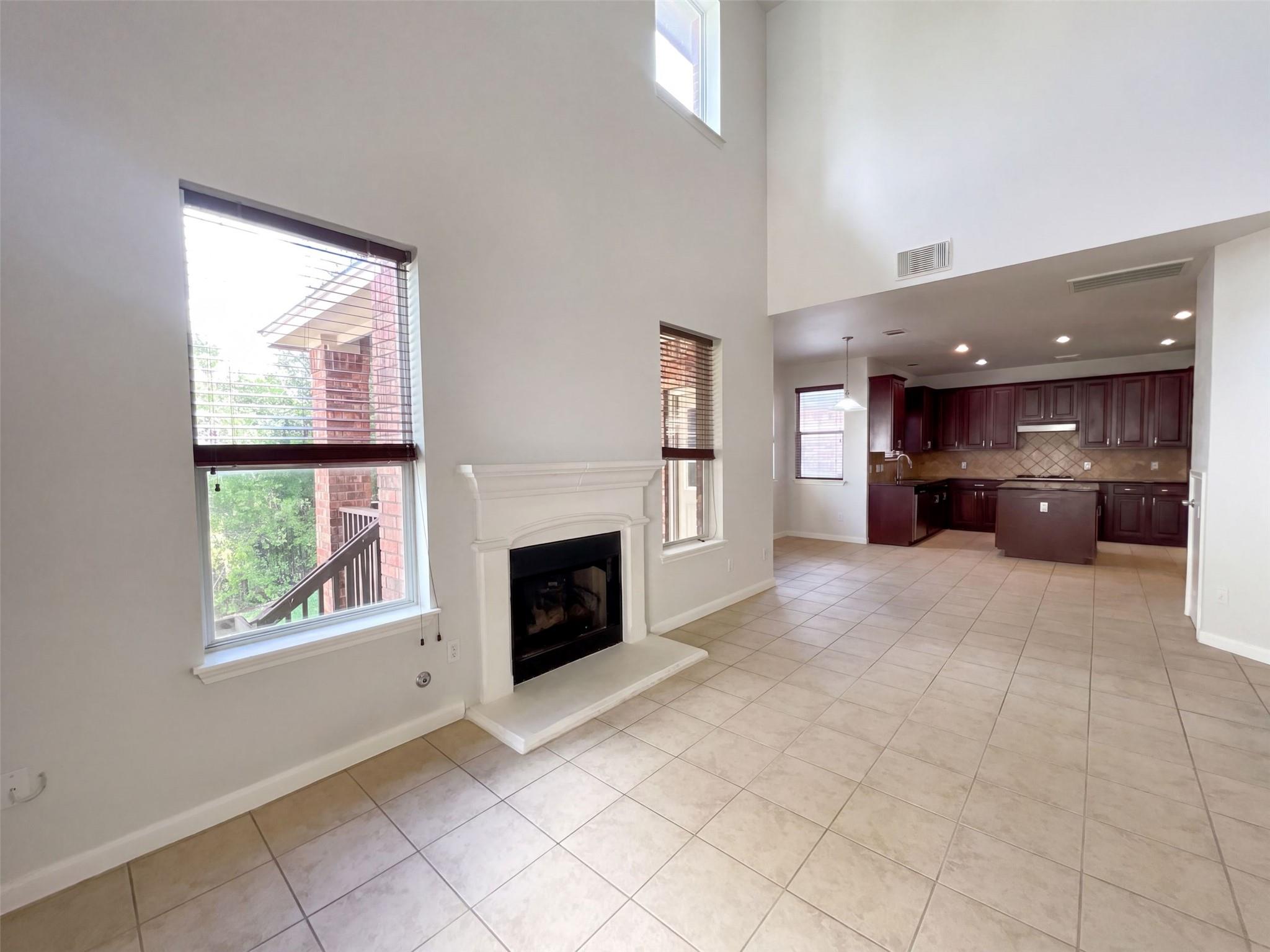 1014 Bretton Woods DR