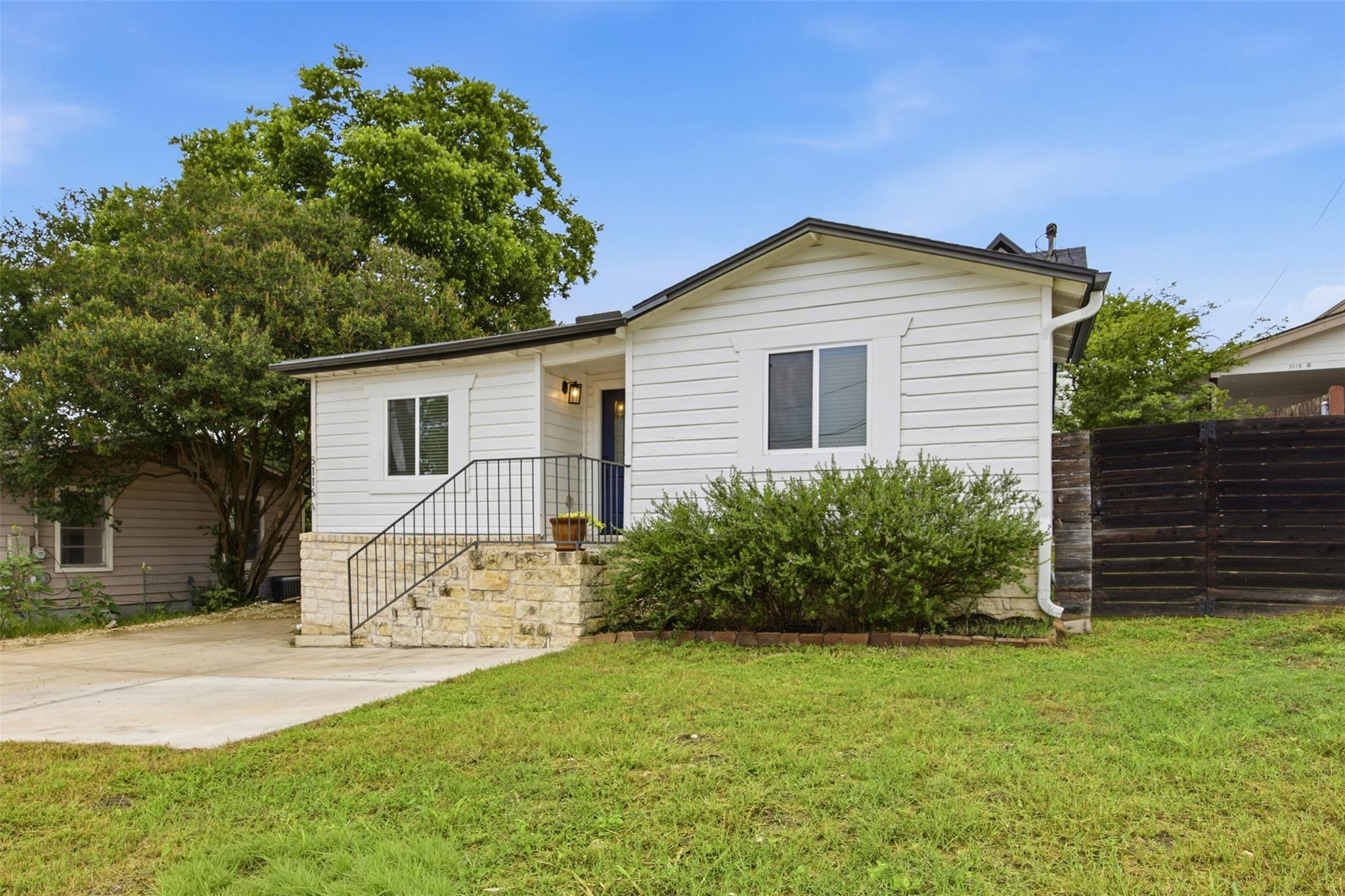 5116 Heflin LN 1