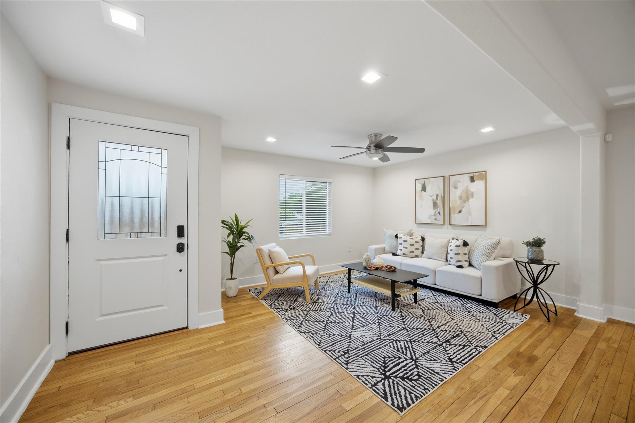 5116 Heflin LN 1
