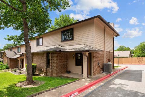 Photo of 101 S Clearday DR #122, Austin, TX 78745 (MLS # 3739601)