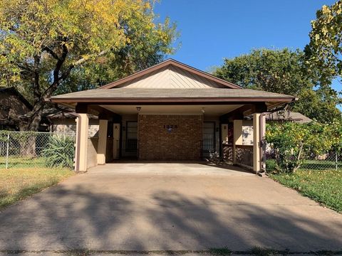 Photo of 1925 Nicole CIR #B, Round Rock, TX 78664 (MLS # 6257388)