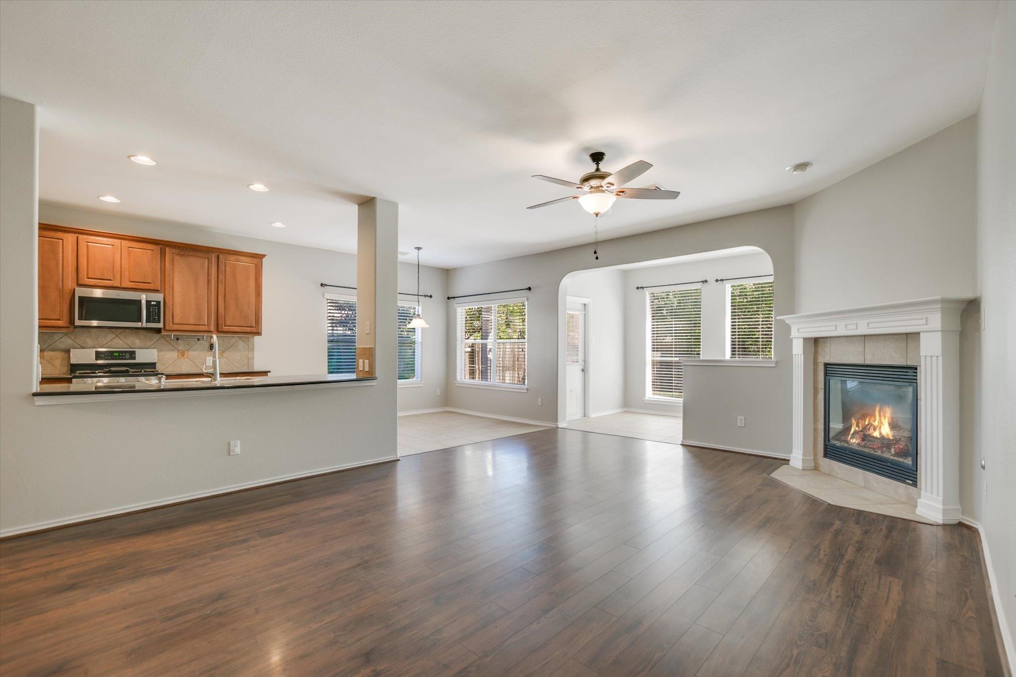 12528 Central Park DR