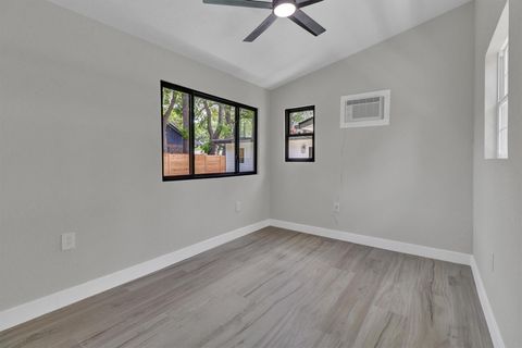 Tiny photo for 2713 Cascade DR, Austin, TX 78757 (MLS # 7443548)