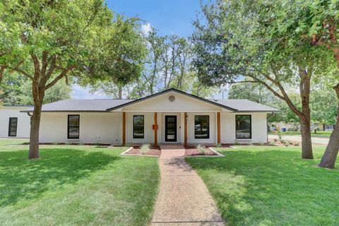 2713 Cascade DR Austin TX 78757