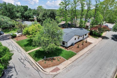 Tiny photo for 2713 Cascade DR, Austin, TX 78757 (MLS # 7443548)