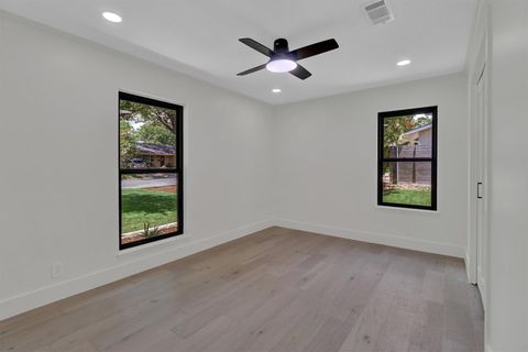 Tiny photo for 2713 Cascade DR, Austin, TX 78757 (MLS # 7443548)