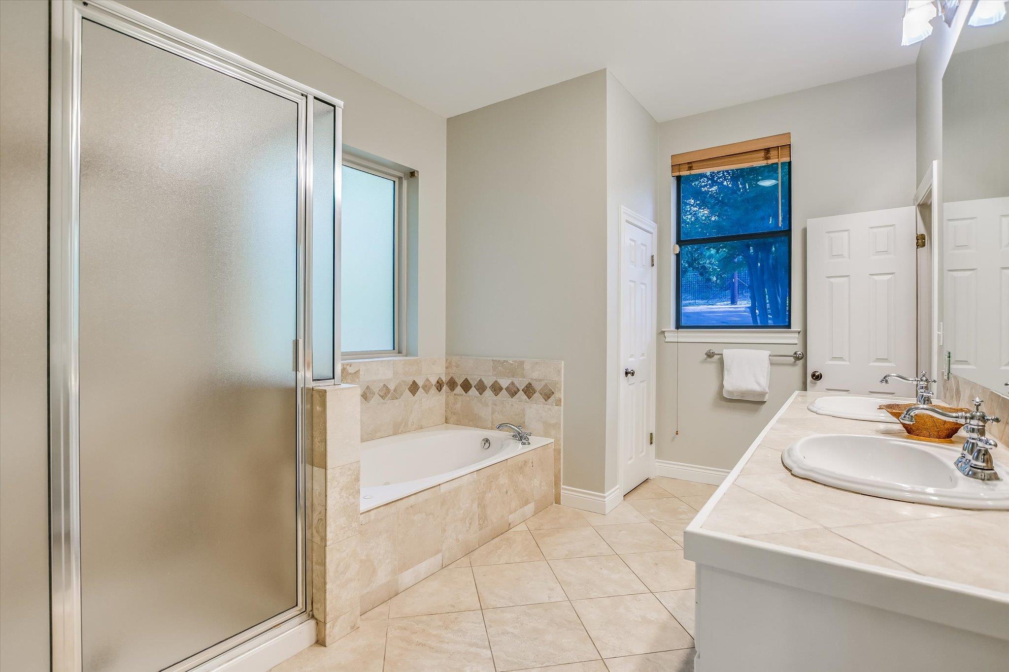 Austin, Texas 78733, United States, 4 Bedrooms Bedrooms, ,5 BathroomsBathrooms,Residential,Active,120903