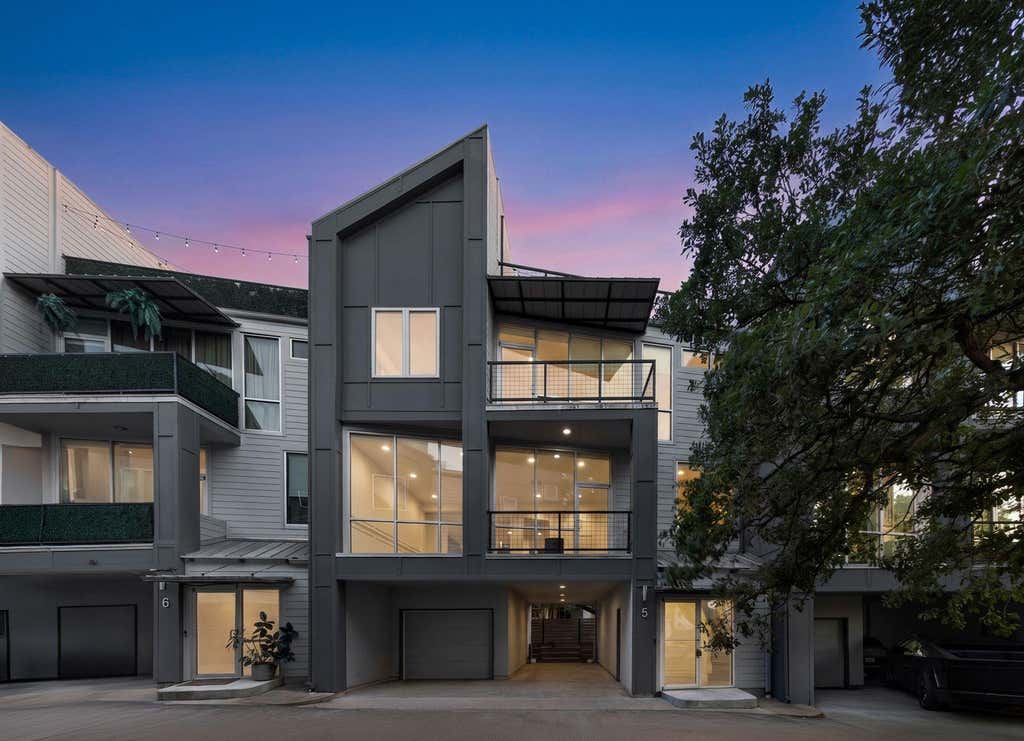 Photo of 1500 Summit ST #5, Austin, TX 78741 (MLS # 4038969)