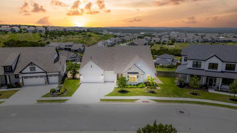 256 Smoke Tree CIR Dripping Springs TX 78620