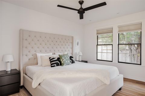Tiny photo for 928 E 54th ST, Austin, TX 78751 (MLS # 5342989)