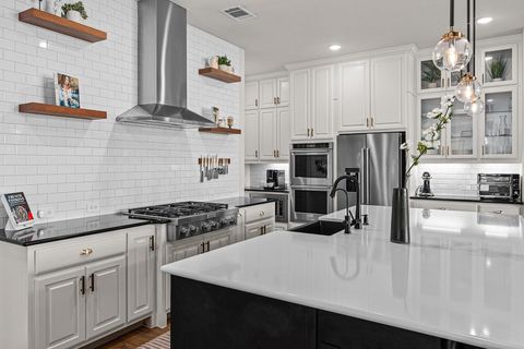 Tiny photo for 402 Sitlington LN, Austin, TX 78738 (MLS # 4127148)