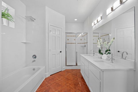 Tiny photo for 10901 Parkfield DR, Austin, TX 78758 (MLS # 8449743)