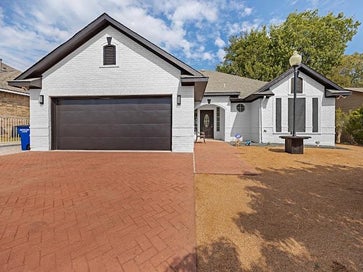 10901 Parkfield DR Austin TX 78758