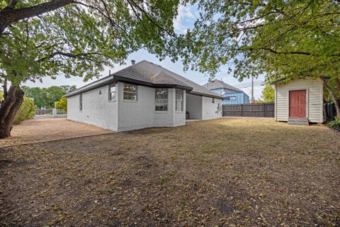 Tiny photo for 10901 Parkfield DR, Austin, TX 78758 (MLS # 8449743)