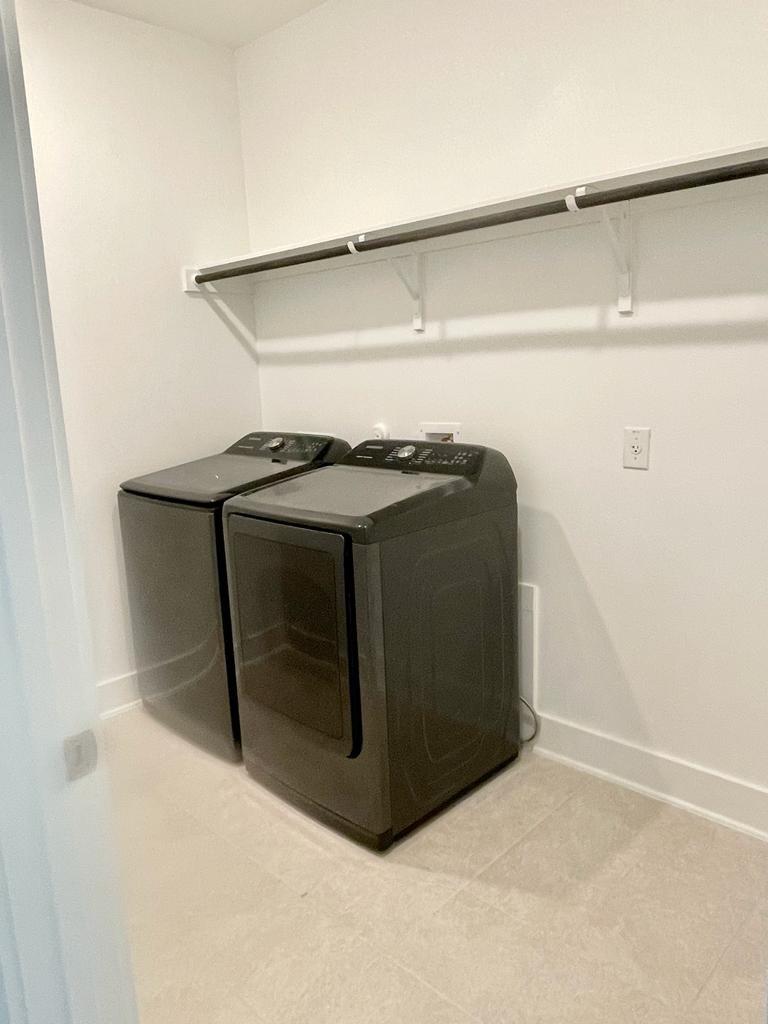 Austin, Texas 78744, United States, 4 Bedrooms Bedrooms, ,4 BathroomsBathrooms,Residential,Active,253054