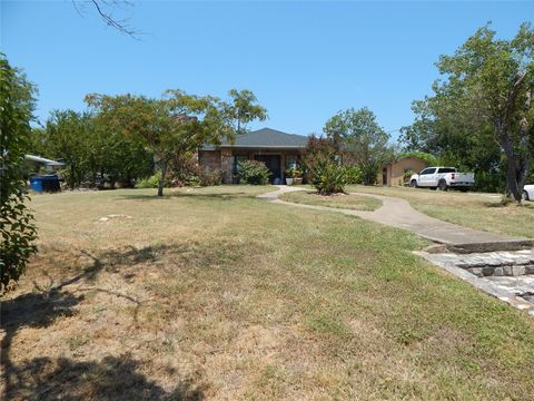 2300 Thrasher LN Austin TX 78741