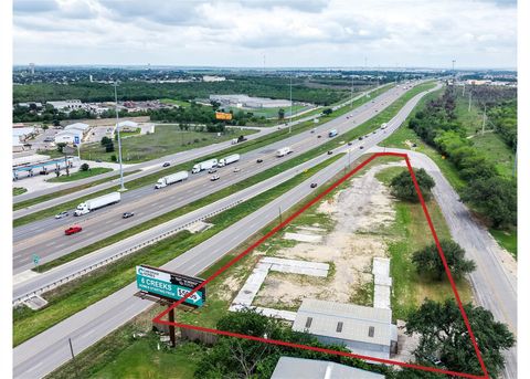 505 S Old Hwy 81 Kyle TX 78640