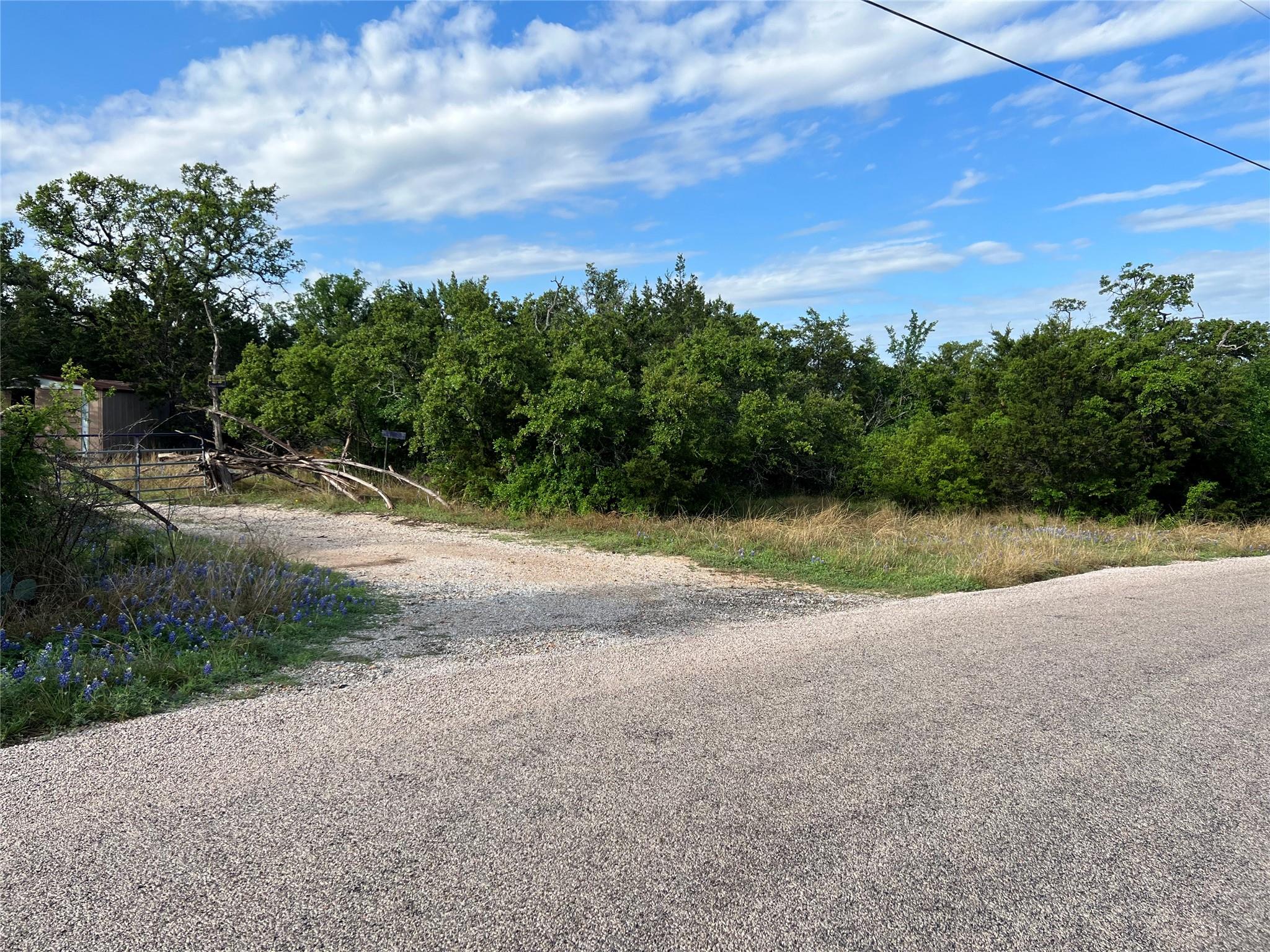 220 Rocky RD