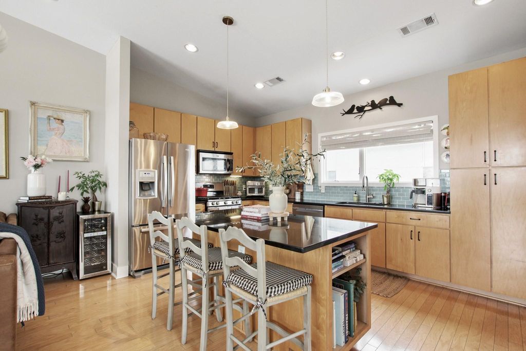 Photo of 1702 S Lamar BLVD #3, Austin, TX 78704 (MLS # 1634788)