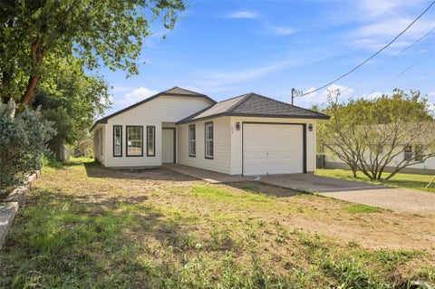 Photo of 123 Hawea LN, Bastrop, TX 78602 (MLS # 5576471)