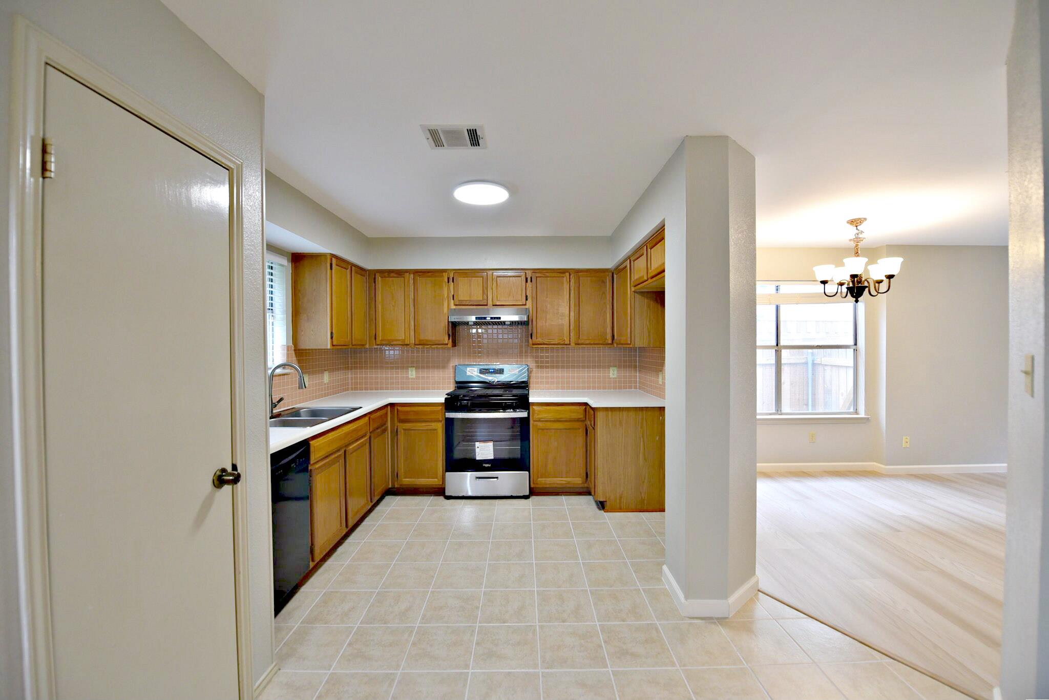 13329 Black Canyon DR