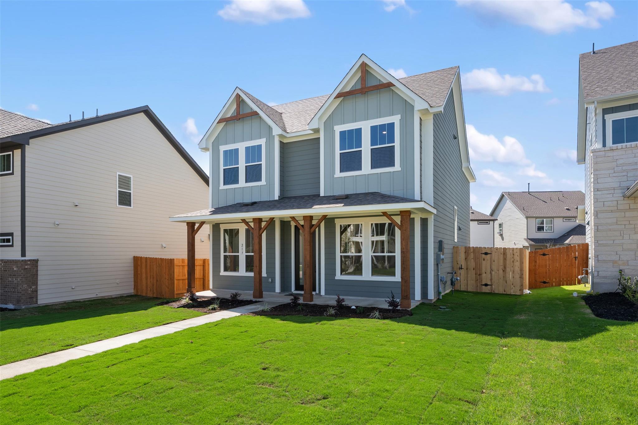 437 Carr DR